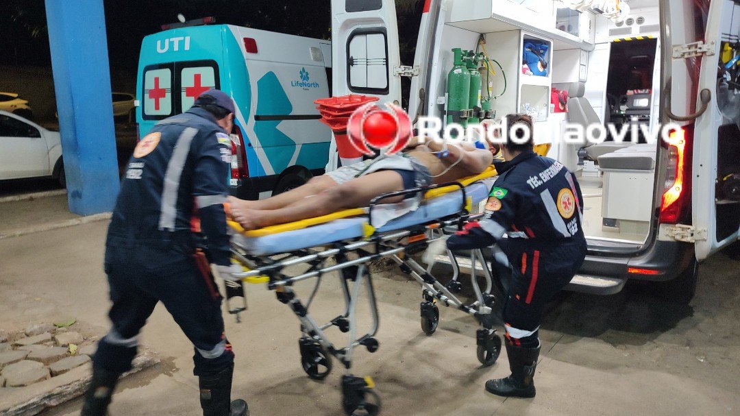 BATIDA EM CARRO: Motociclista fica em estado gravíssimo em acidente no Areal