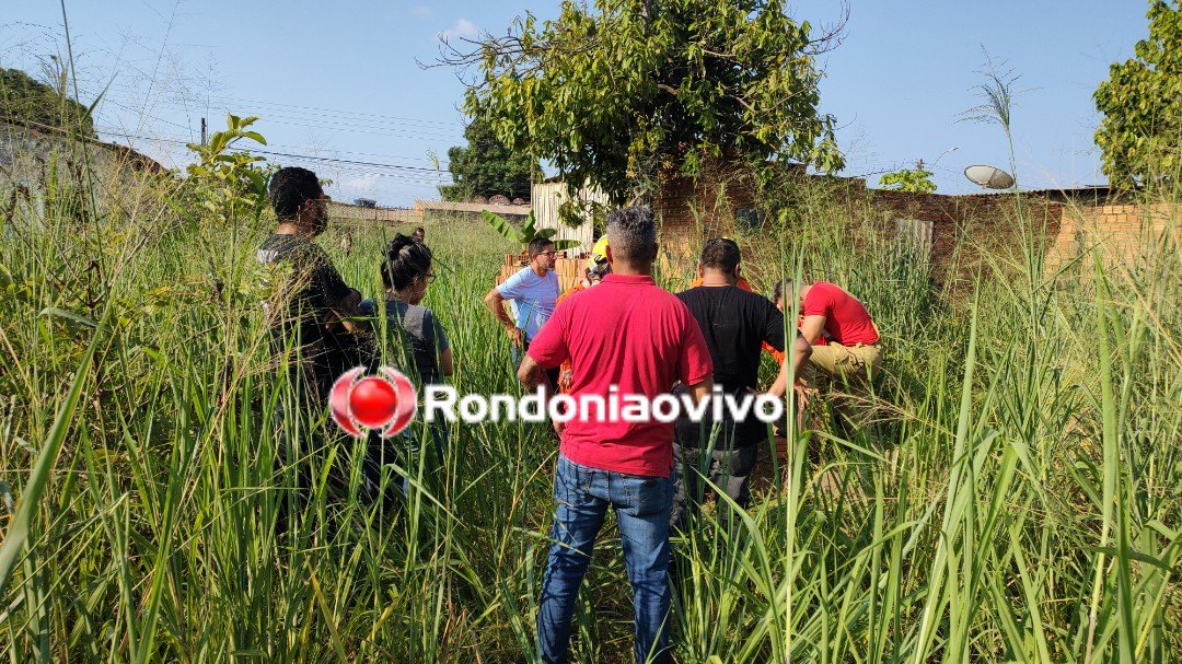 HOMICÍDIO: Bombeiros chegam para fazer resgate de corpo em poço