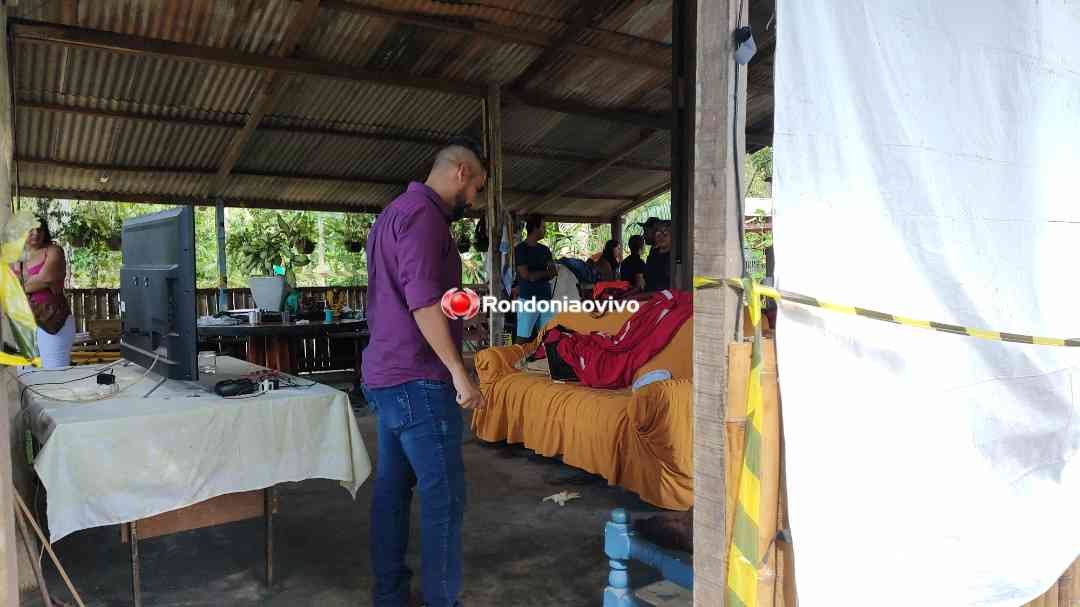 CRIVADO DE BALA: Identificado jovem executado com cerca de 30 tiros no sofá de casa