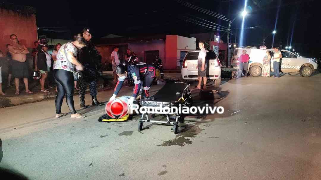 FRONTAL: Grave batida de frente entre carro e moto deixa casal ferido na Rio de Janeiro 