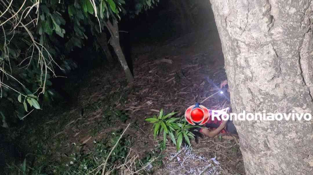 PISTOLA 9MM: Homem é executado com vários tiros em terreno na zona Leste 