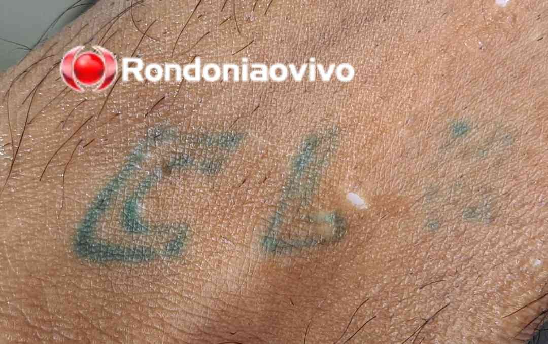 SEM IDENTIFICAÇÃO: Polícia divulga foto de tatuagem de homem morto com vários tiros 