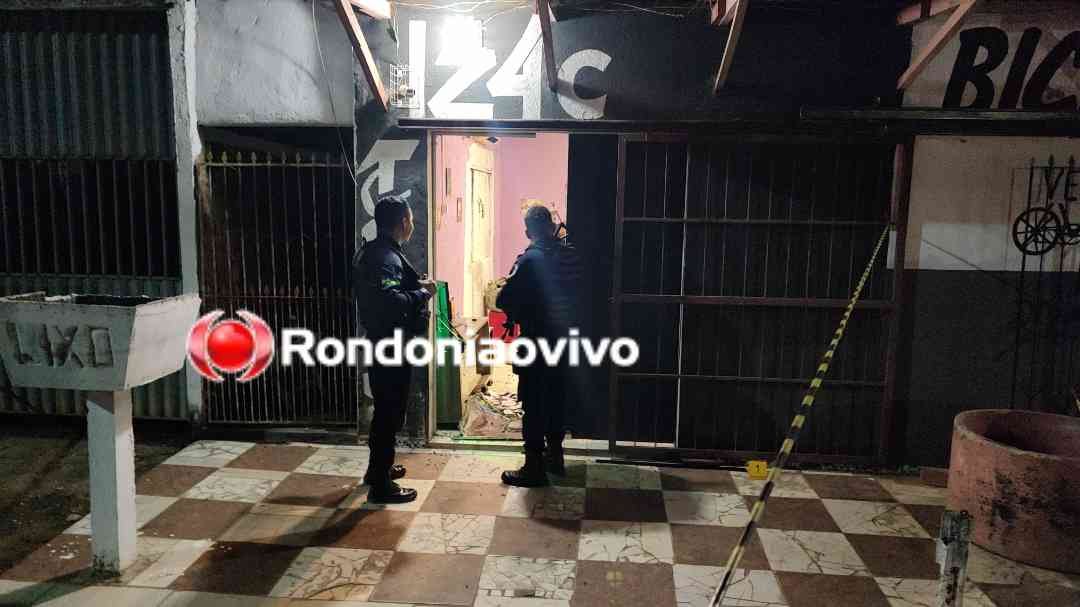 VÍDEO: Câmera de segurança mostra momento em que criminosos chegam para executar tatuador 