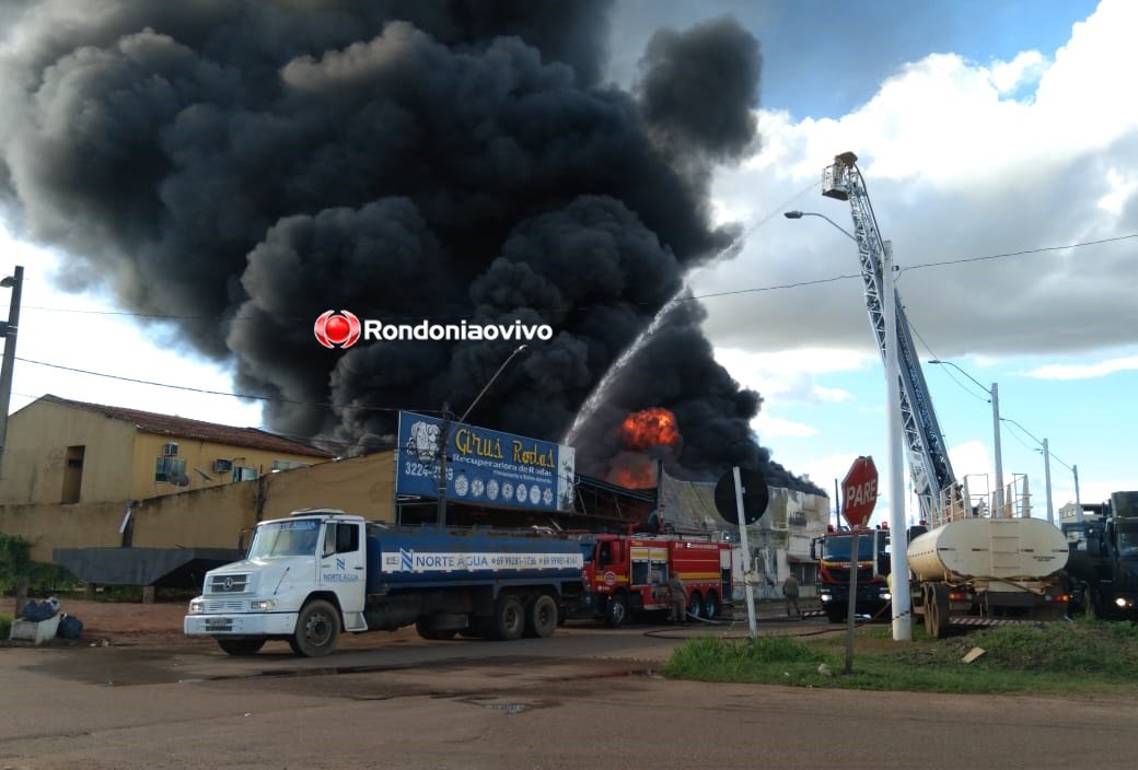 SINISTRO: Confira fotos do incêndio que destruiu loja de pneus em Porto Velho