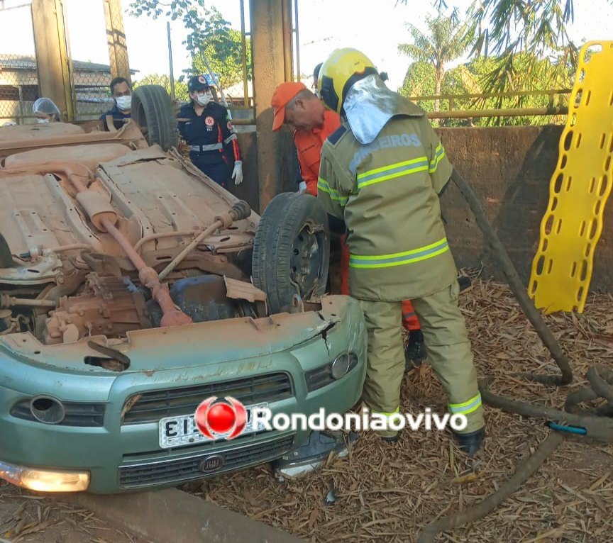 PERDEU O CONTROLE: Casal fica em estado grave após capotamento de veículo na zona Sul