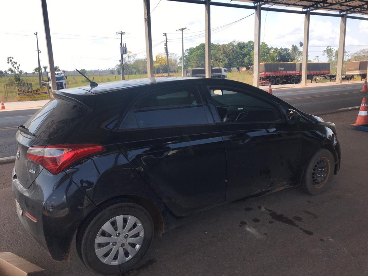 NA BR-364: Trio de estelionatários que aplicava golpe com venda de perfumes é preso 