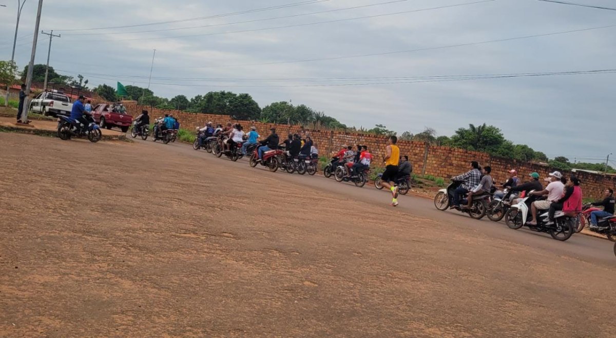 DE CANDEIAS DO JAMARI: Tiago Prates é vice-campeão da 55°Corrida Rádio San Miguel, na Bolívia