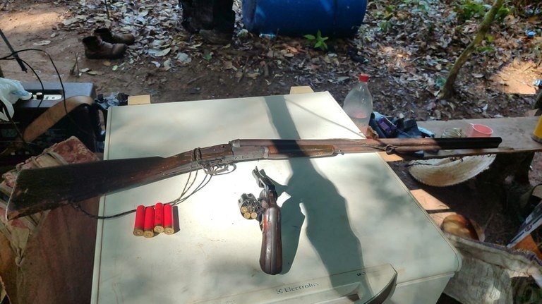 COMBATE AO CRIME: PF desmonta garimpo ilegal em terra indígena de Rondônia e prende cinco pessoas