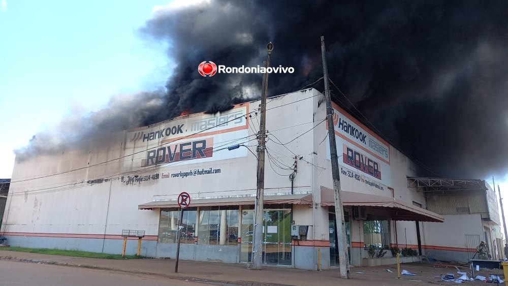 SINISTRO: Confira fotos do incêndio que destruiu loja de pneus em Porto Velho