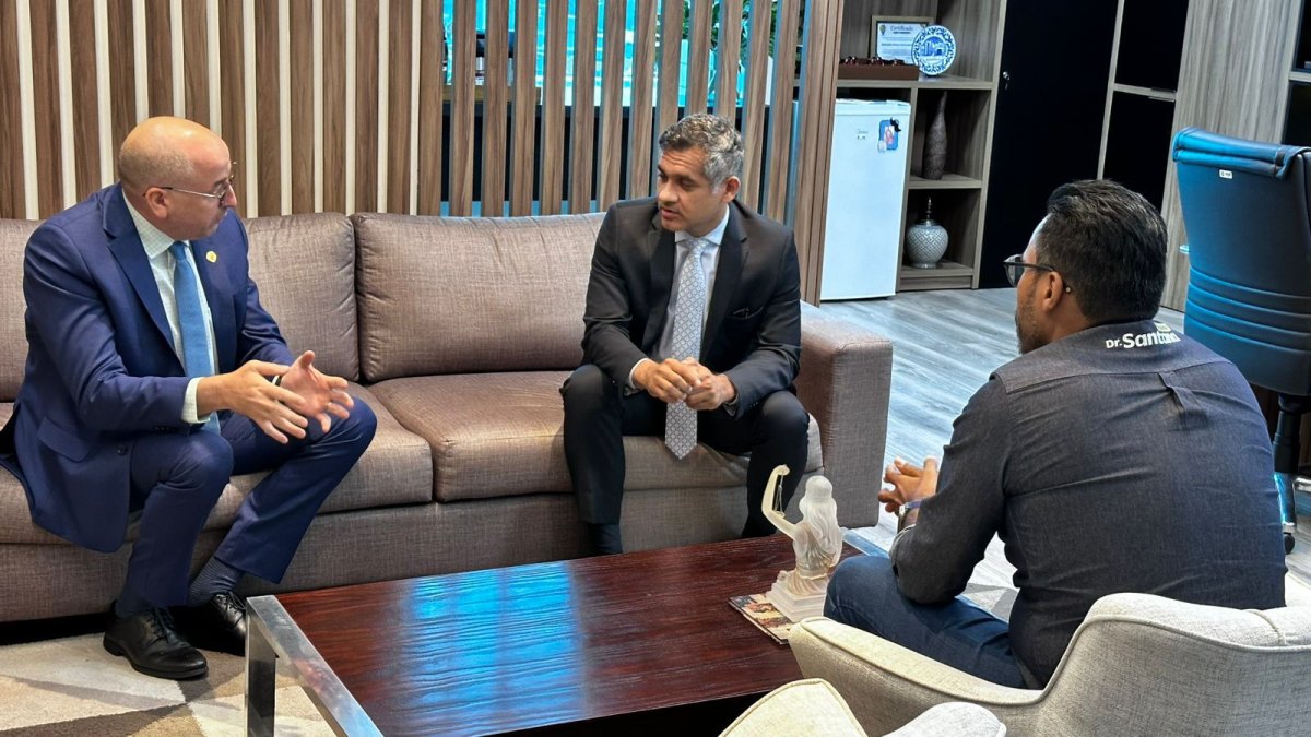 VISITA INSTITUCIONAL: Câmara Municipal vai ao MPRO para tratar da regularização fundiária em PVH