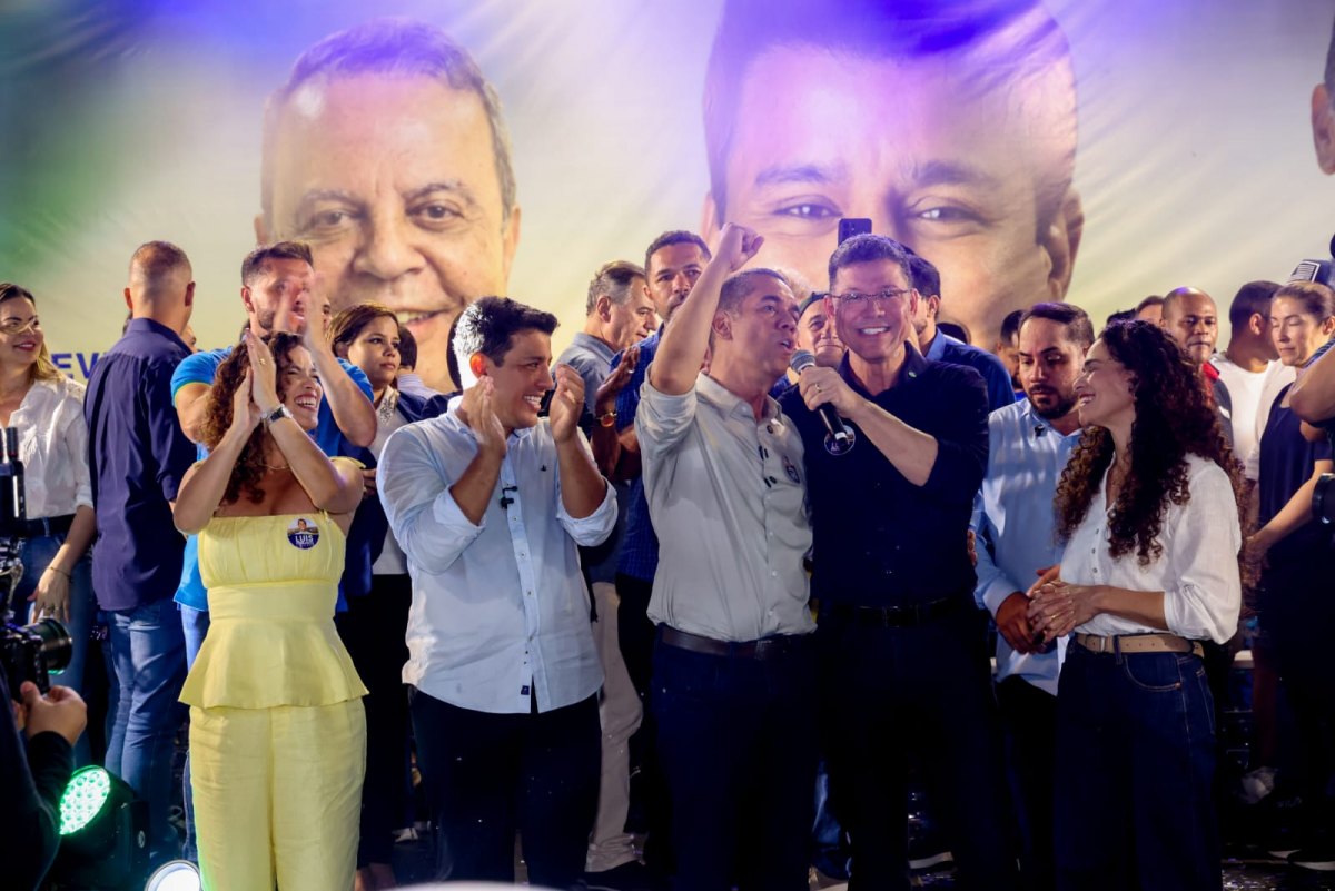 Luís Fernando é oficializado pré-candidato ao Senado em convenção do PSD, Avante, PRD e Solidariedade
