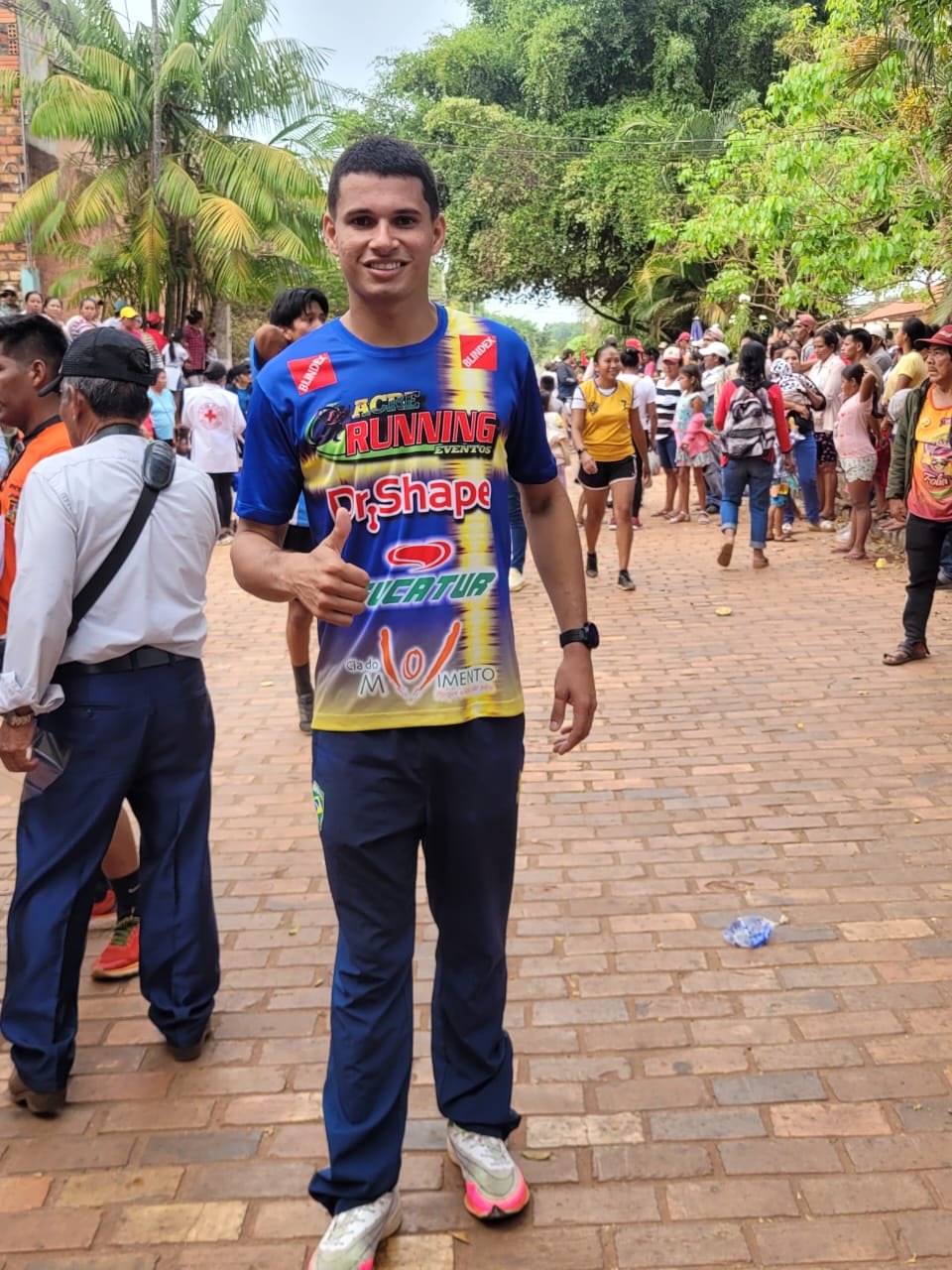 DE CANDEIAS DO JAMARI: Tiago Prates é vice-campeão da 55°Corrida Rádio San Miguel, na Bolívia