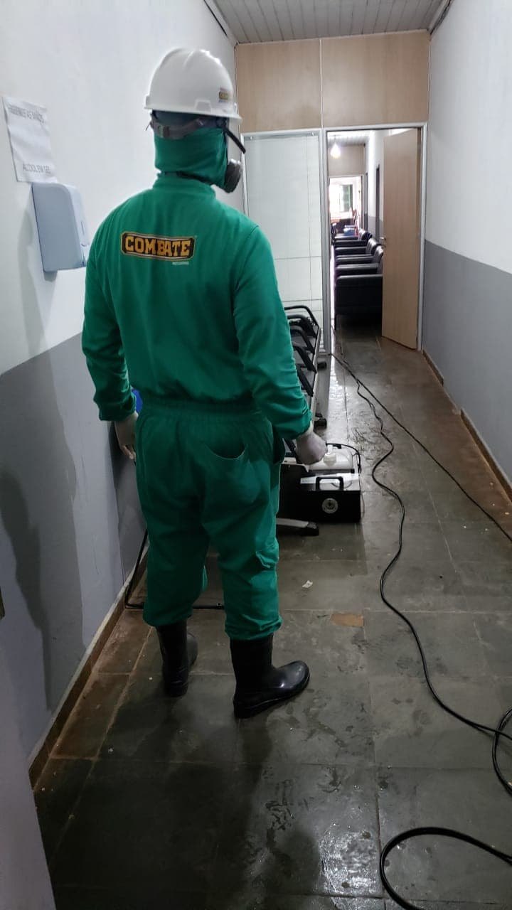 PEST CONTROL: Delegacia de Homicídios, na capital, passa por processo de sanitização