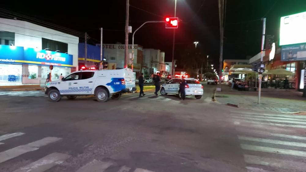 COMBATE A COVID-19: Fiscalização rigorosa fecha bares e lanchonetes em Vilhena; FOTOS