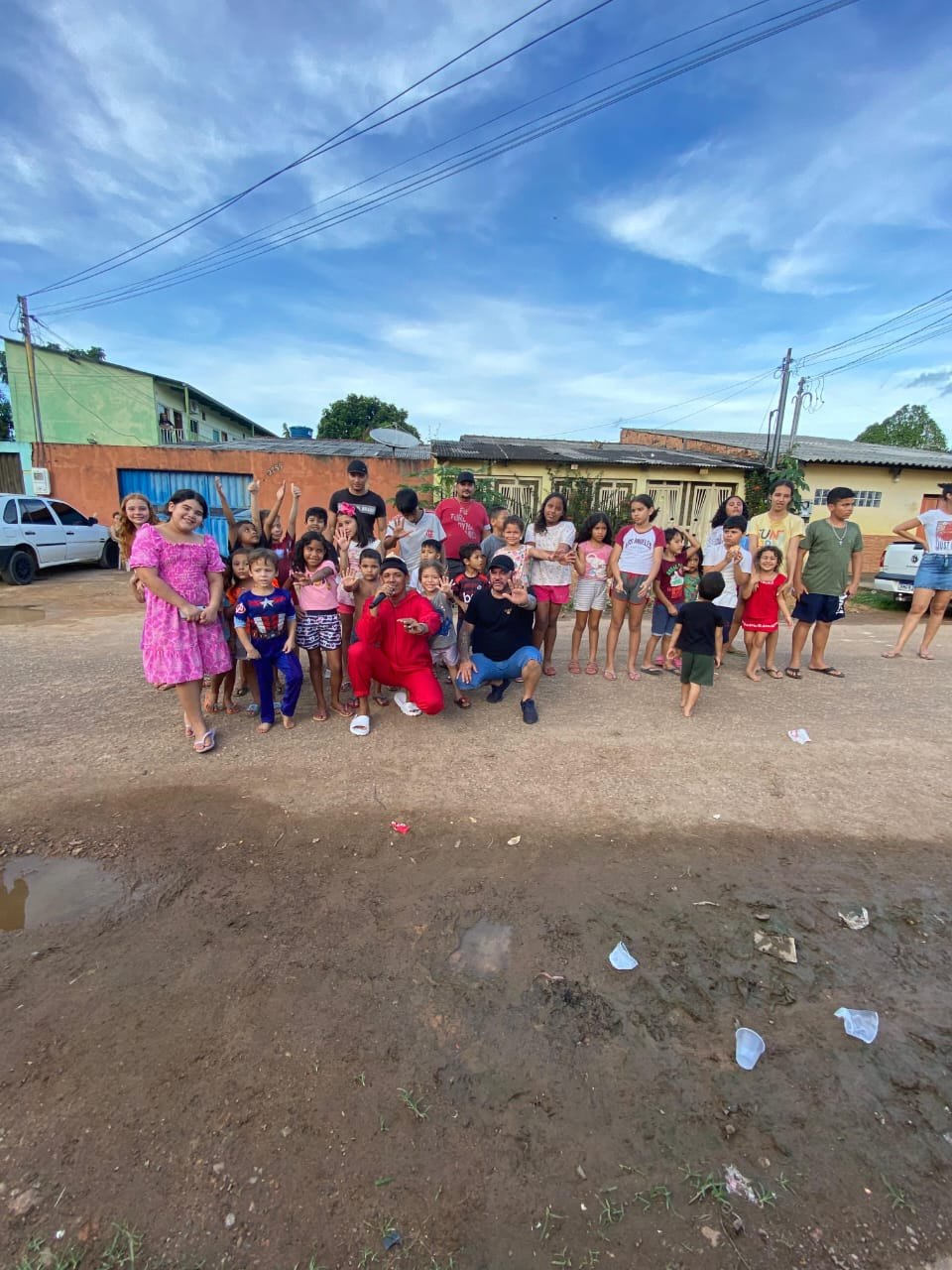ZONA LESTE: Palhaço Mandioca realiza ação social em bairro da zona Leste de Porto Velho