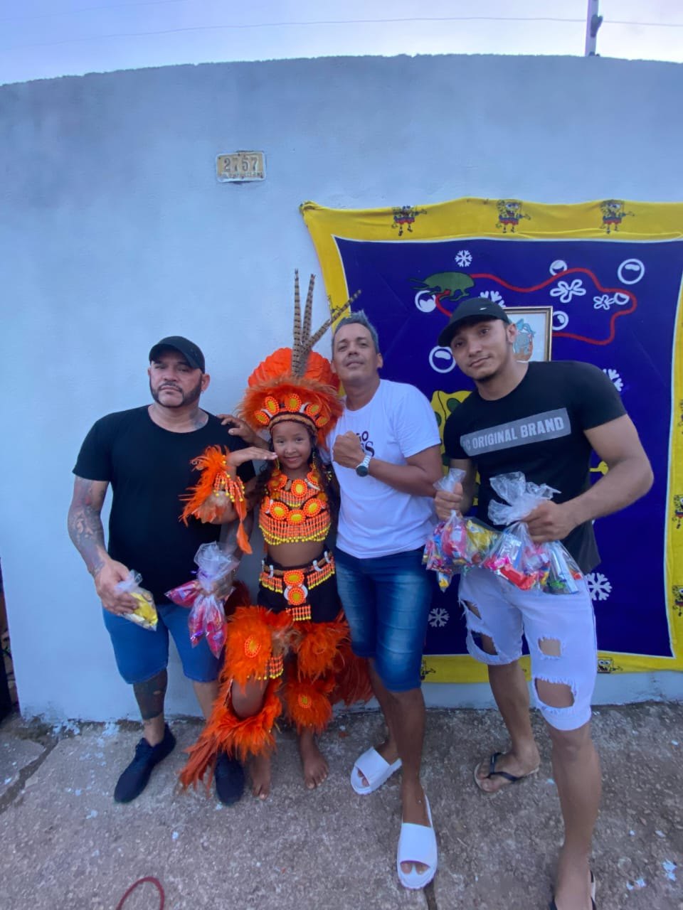 ZONA LESTE: Palhaço Mandioca realiza ação social em bairro da zona Leste de Porto Velho