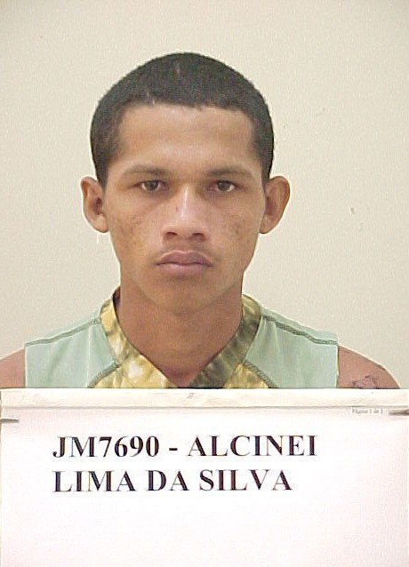 NO CENTRO: Marinheiro reage a roubo em residência e criminoso acaba morto a tiros 