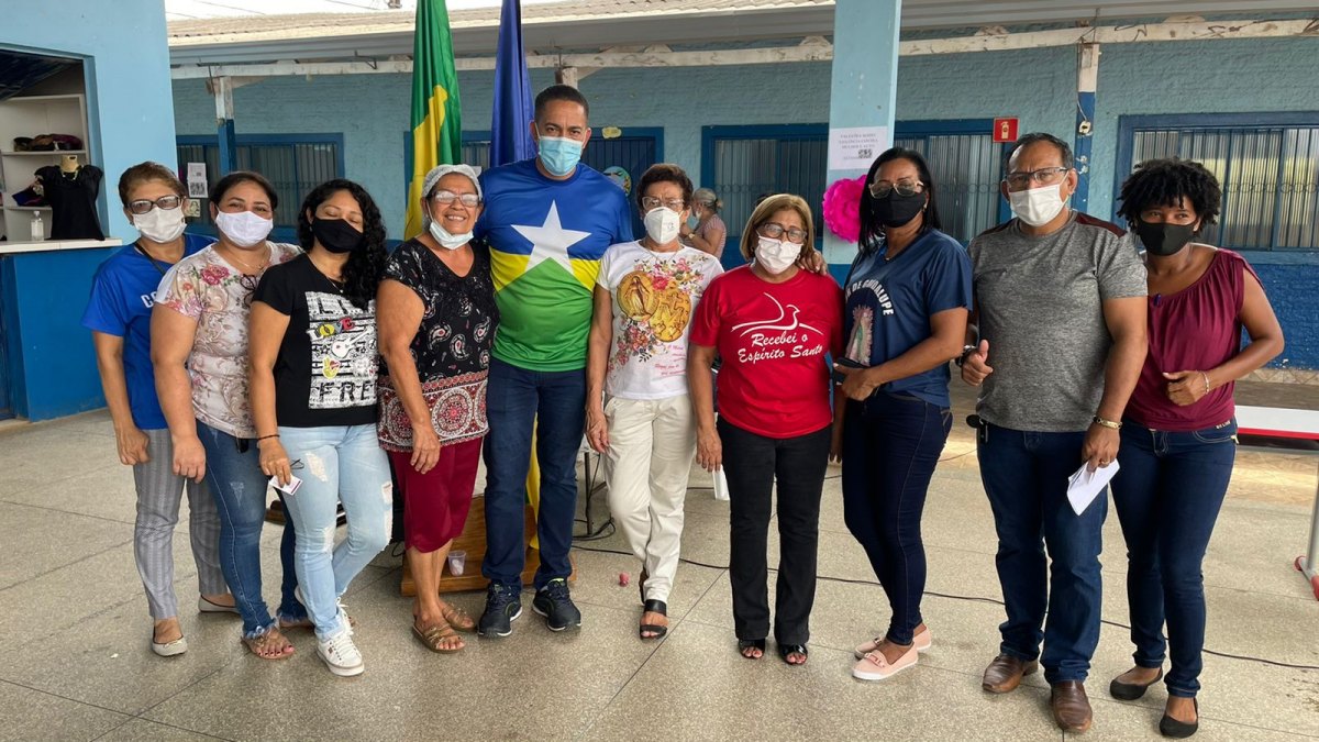 CIDADANIA NO BAIRRO: Deputado Eyder Brasil promove ação social no Aponiã 