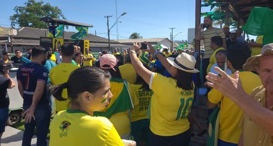 OMISSÃO OU CONIVÊNCIA: Ocupação de golpistas no campo da 17ª Brigada do Exército completa uma semana