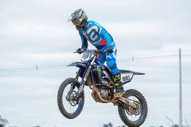 CAMPEONATO DE MOTOCROSS: Pilotos de referência dentro e fora do Brasil marcam presença na competição