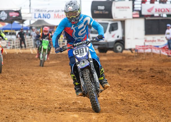 CAMPEONATO DE MOTOCROSS: Pilotos de referência dentro e fora do Brasil marcam presença na competição