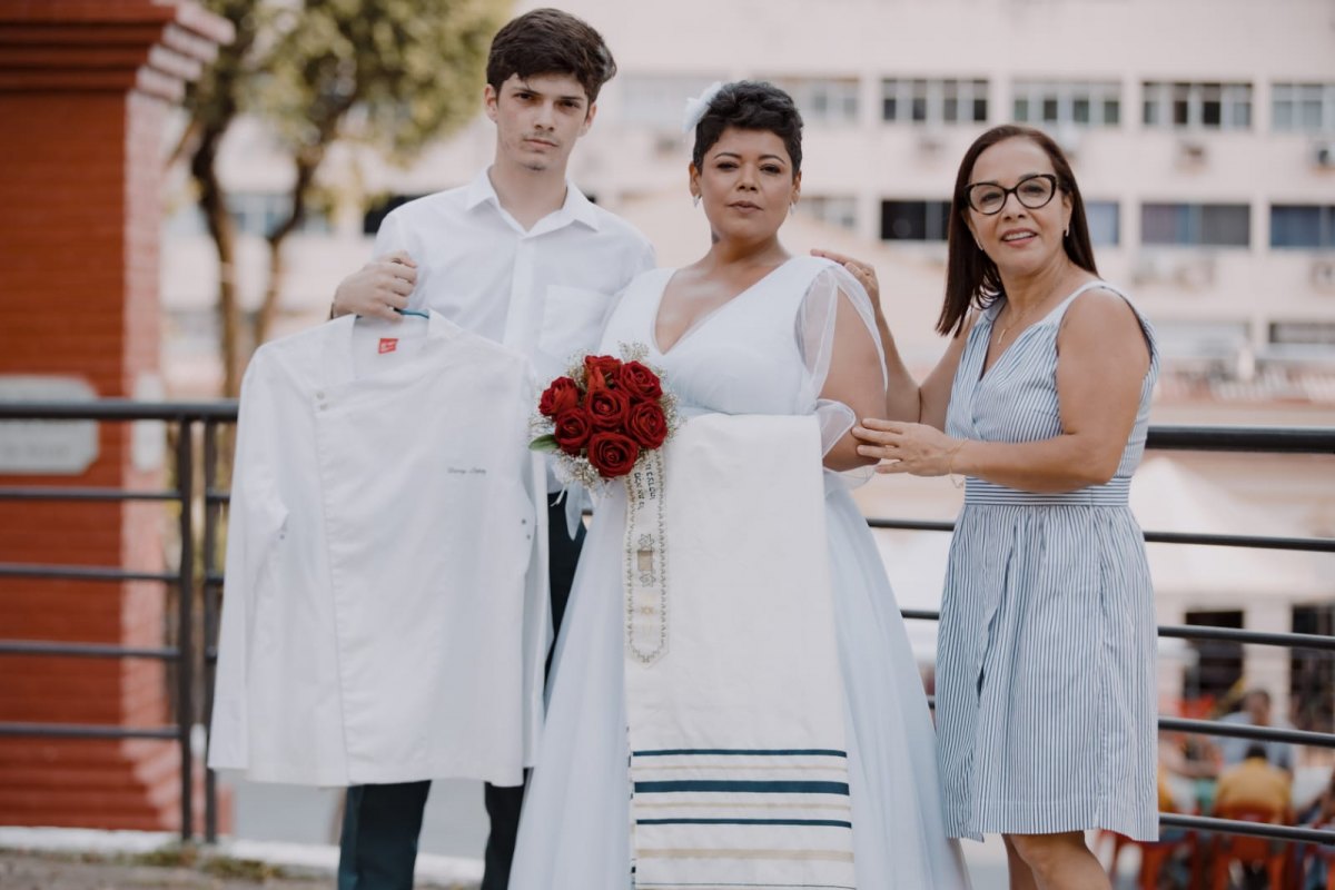 PARA ETERNIDADE: Jornalista de RO faz fotos de casamento mesmo após morte de noivo