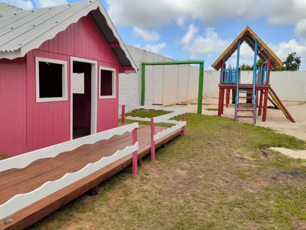 DEPUTADO ESTADUAL: Escola Vilma Vieira ganha parque através de emenda de Luizinho Goebel