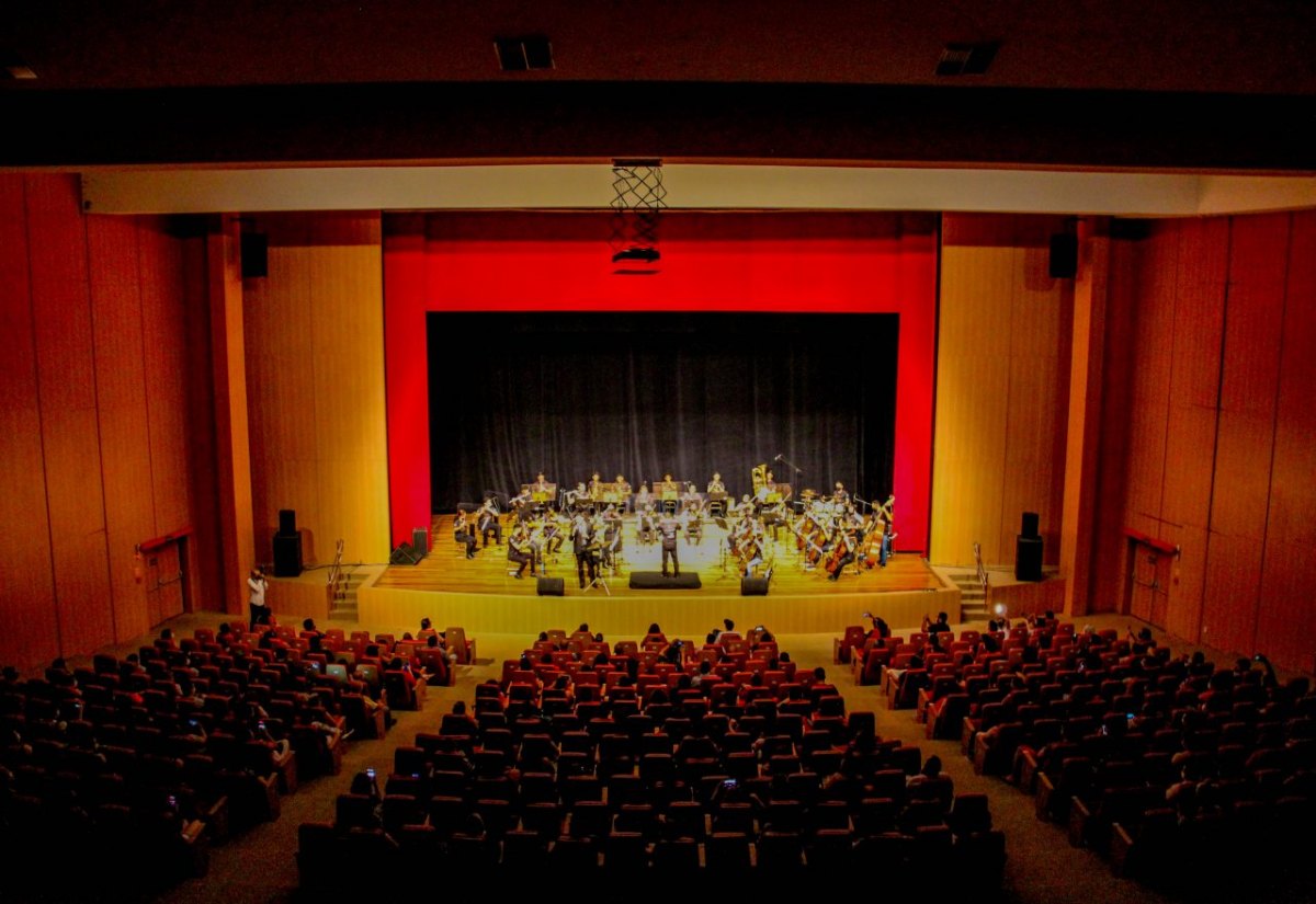 TURISMO: Conheça Palácio das Artes, um dos maiores teatros da região Norte
