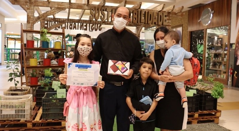 EDUCAÇÃO: Alunos do ensino fundamental recebem premiação realizada no Porto Velho Shopping do 1º Concurso de Desenho Infantil 