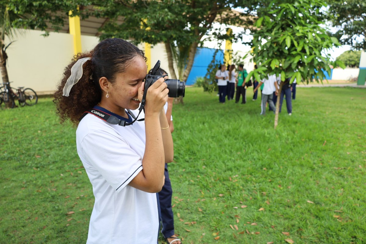 ACEMDA: Alunos de escola estadual de Vilhena participam de Oficina de Fotografia