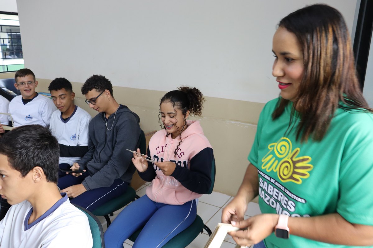 ACEMDA: Alunos de escola estadual de Vilhena participam de Oficina de Fotografia