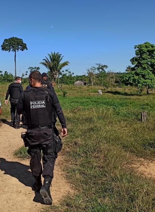 VENTRE LIVRE: PF faz operação para resgatar estrangeiros que trabalhavam de forma 'escrava'