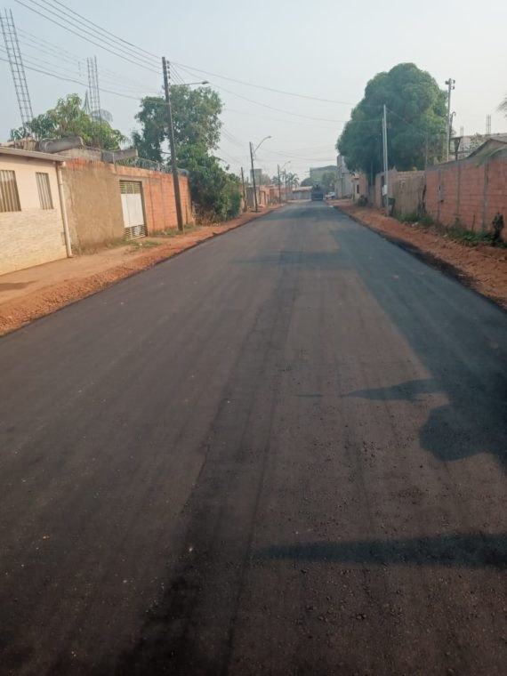 MELHORIAS: Prefeitura atende pedido do vereador Márcio Pacele e recupera e asfalta ruas 