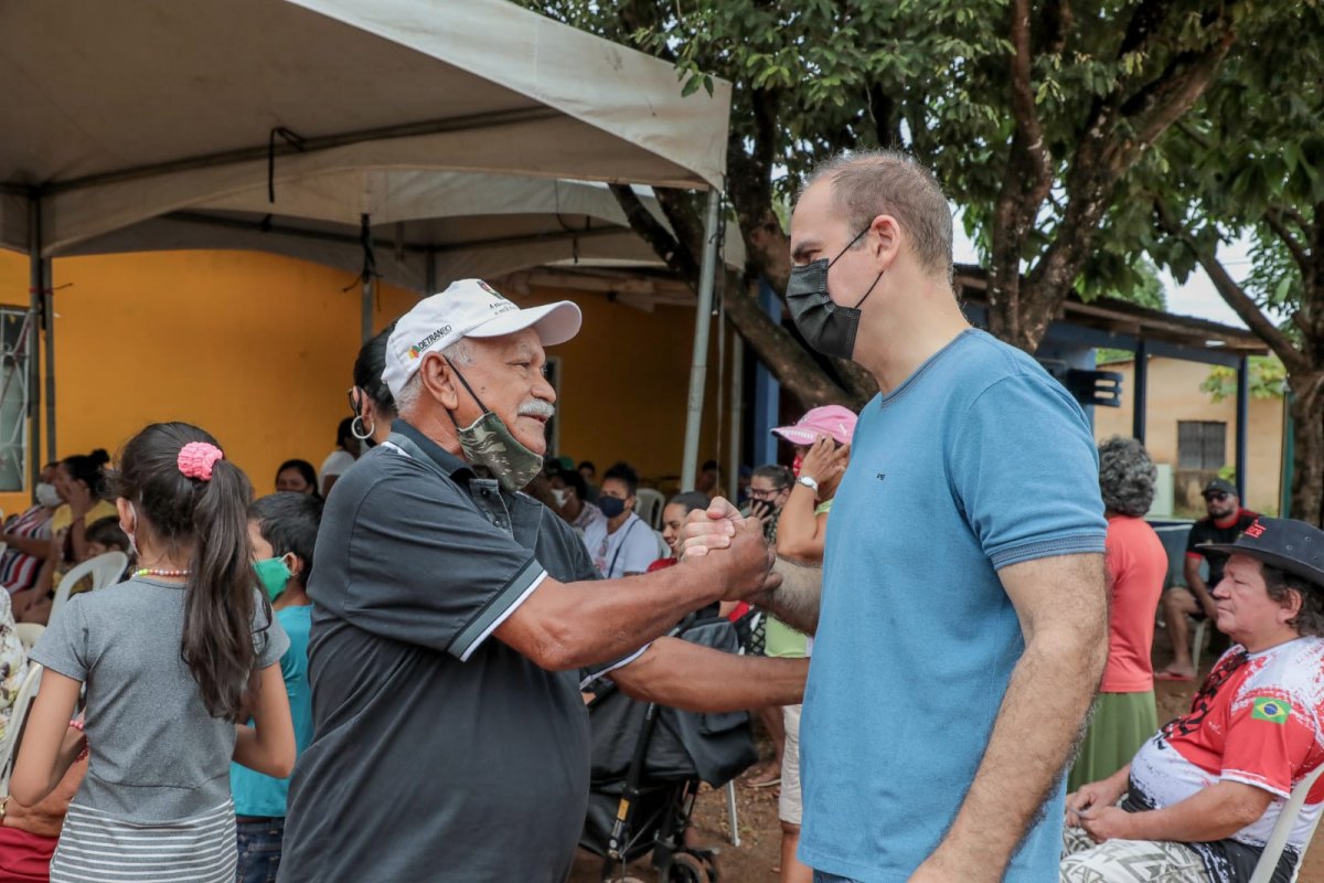 AÇÃO SOCIAL: Alan Queiroz da exemplo de amor e cuidado ao próximo 