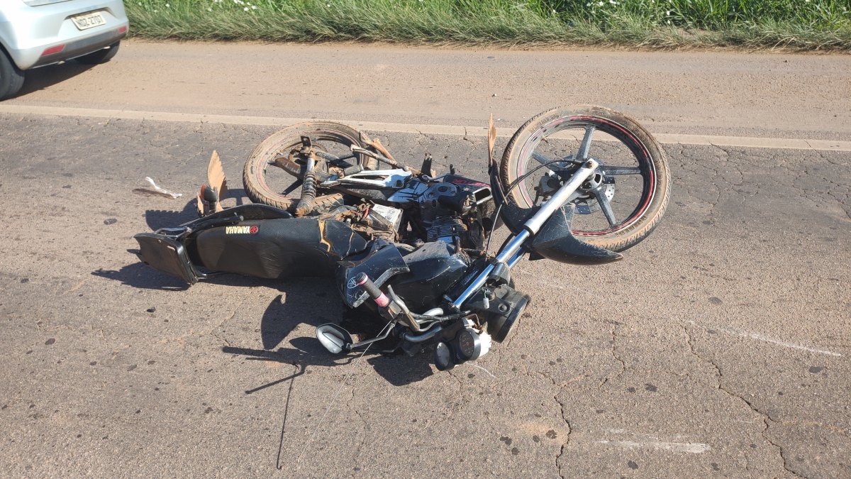 ATROPELAMENTO: Motociclista tem perna dilacerada em gravíssimo acidente na BR-364