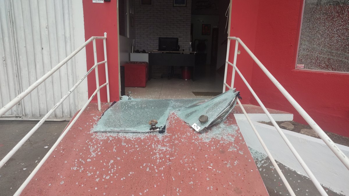 CRIME: Jornal Rondoniaovivo é alvo de ataque a tiros durante a madrugada