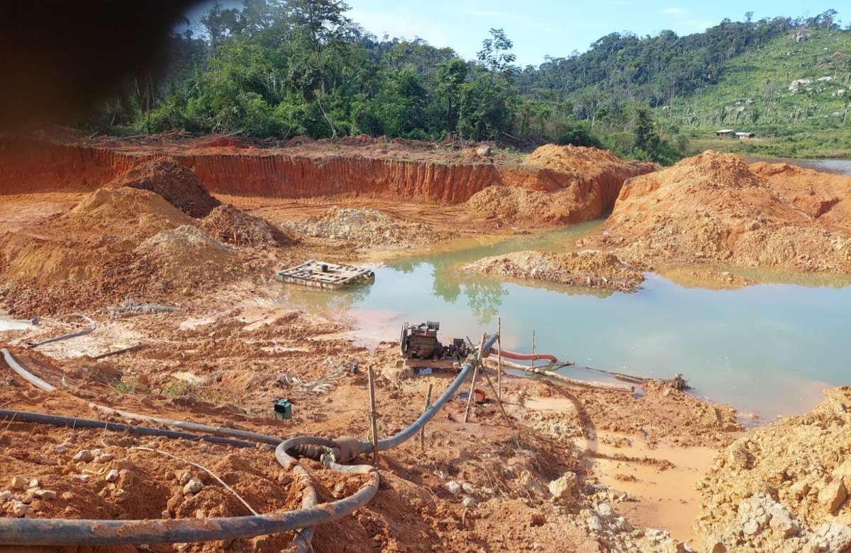 URU PRAESIDIUM: Garimpeiros em Terra Indígena têm maquinários destruídos durante operação 