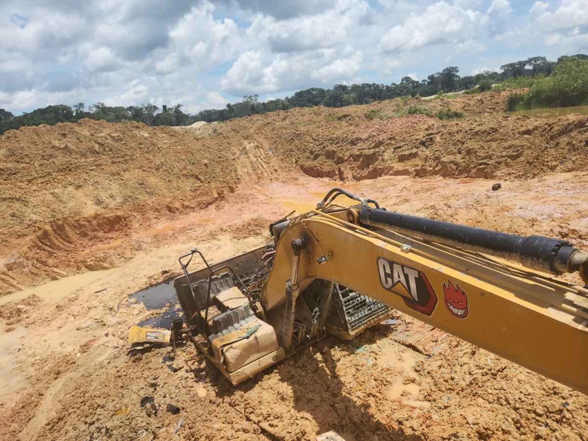 OPERAÇÃO POLÍGONOS: PF destrói maquinários de garimpeiros em Parque Nacional 