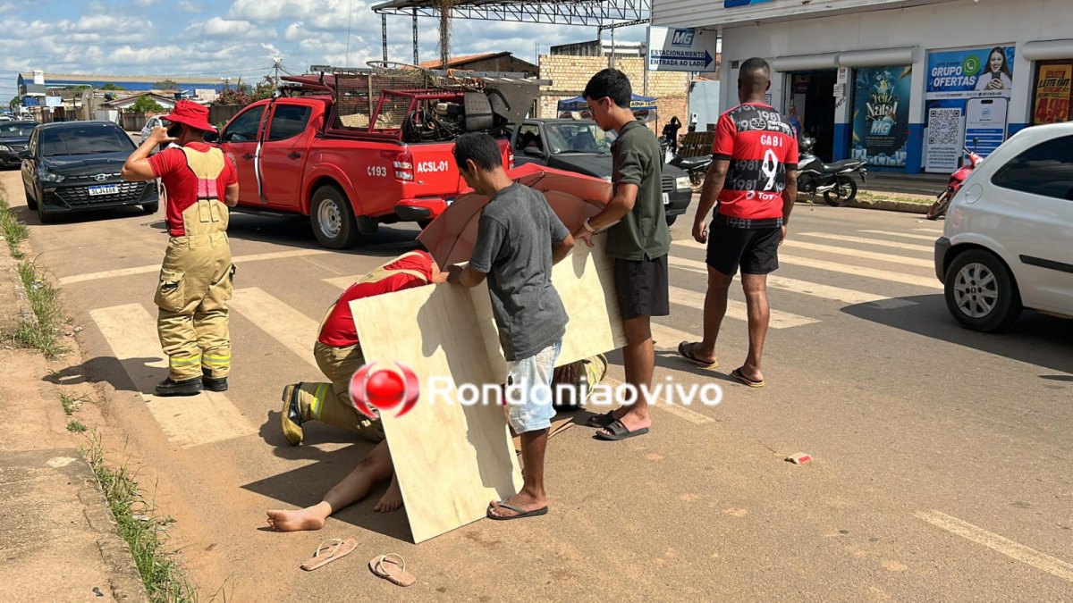 VÍDEO: Pedestre e motociclista ficam gravemente feridos em atropelamento