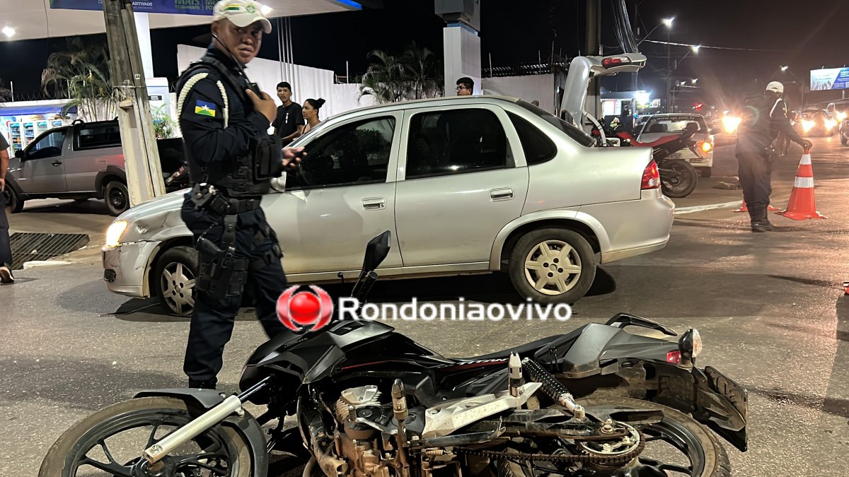 NA ROTATÓRIA: Cabeleireira é vítima de acidente entre moto e carro em frente ao Skate Parque 