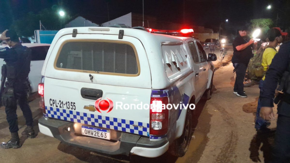 NA CONTRAMÃO: Motorista bêbado é surrado após atropelar três pessoas e tentar fugir 