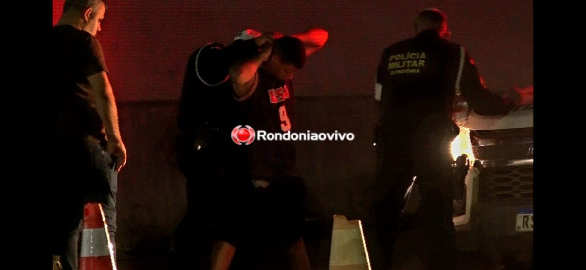 URGENTE: Passageira de moto sofre grave fratura após colisão; piloto é preso com drogas 