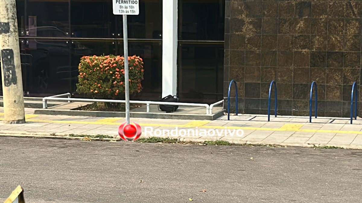 SUSPEITA DE EXPLOSIVO: Mochila encontrada em banco é detonada por Esquadrão Antibombas - VIDEO