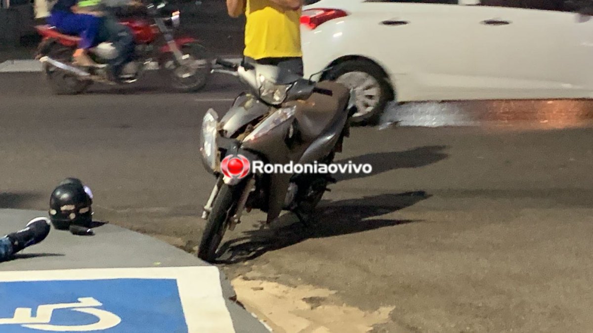 NO CRUZAMENTO: Casal de moto colide em carro na Avenida 7 de Setembro 