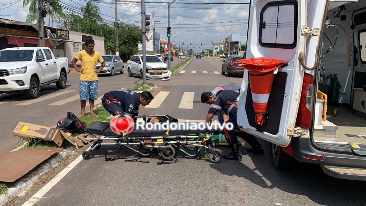 GRAVE: Motociclista tem fratura exposta na perna após taxista fazer retorno proibido