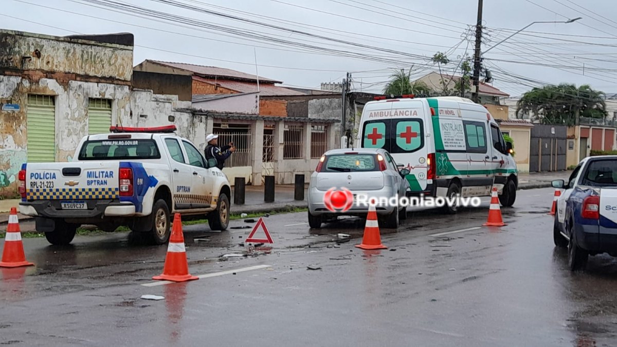 NO CENTRO: Ambulância é atingida por carro dirigido por mulher que avançou preferencial
