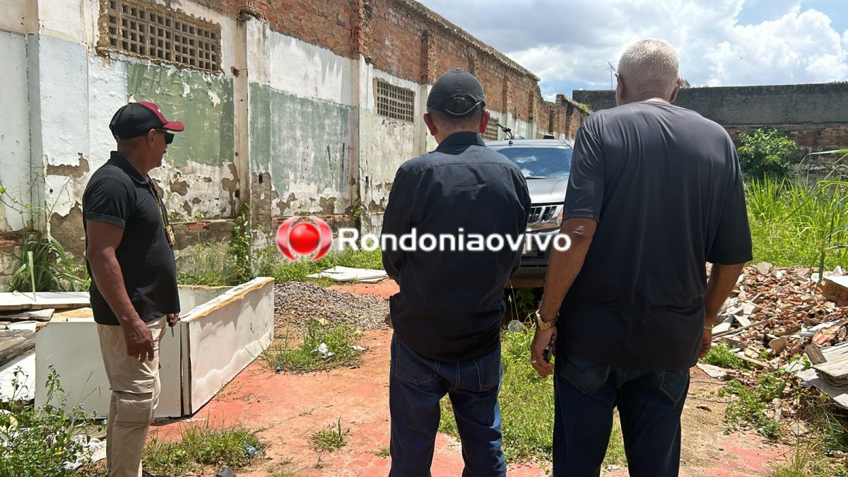 URGENTE: Polícia Civil encontra moto roubada em mocó próximo de cemitério
