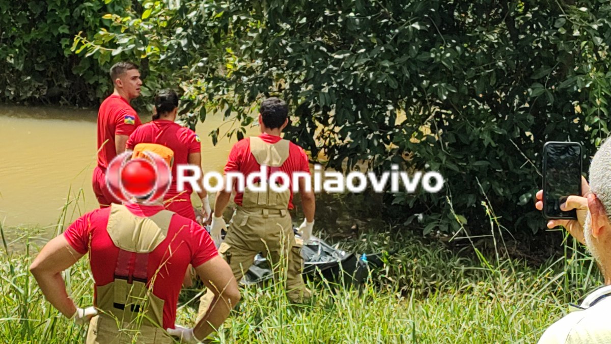 VÍDEO: Bombeiros resgatam corpo de jovem executado e jogado em lago 