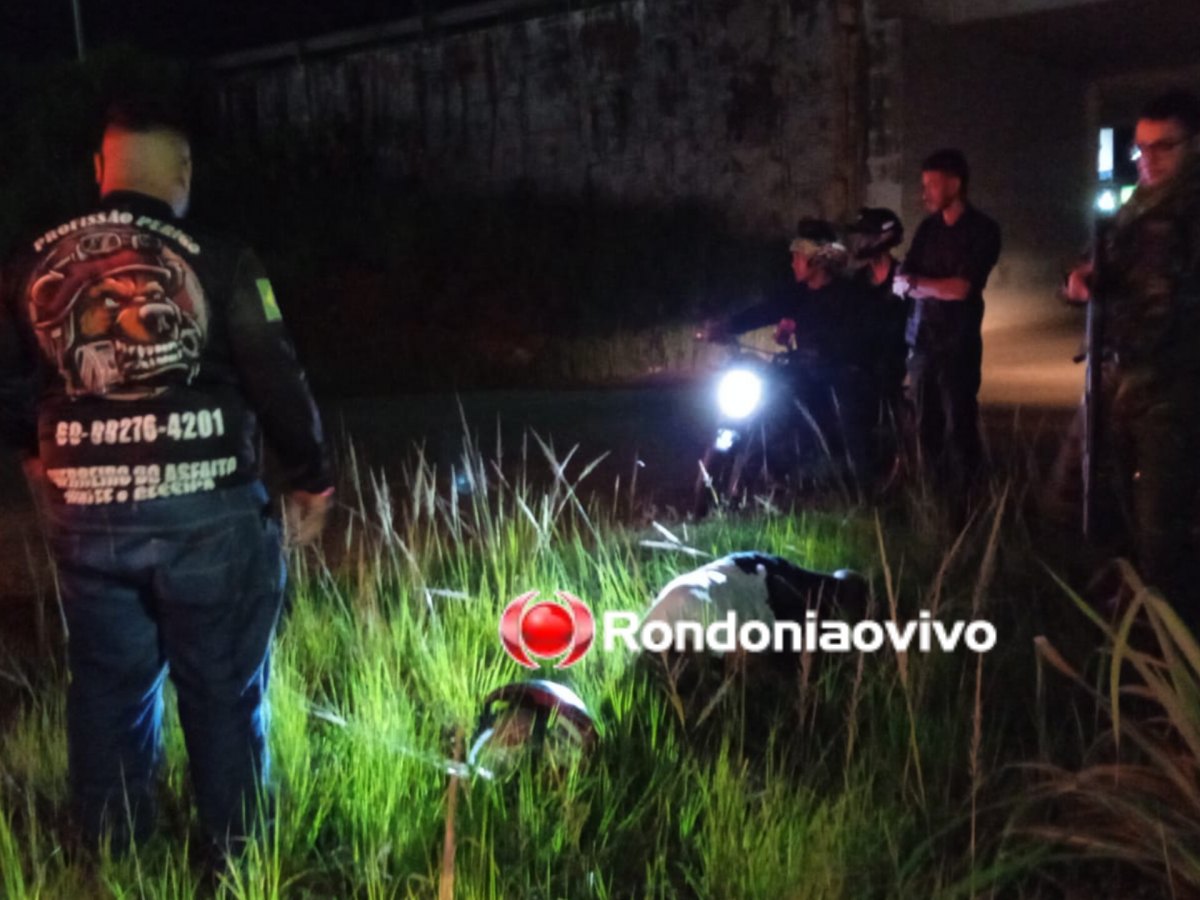 PERDEU O CONTROLE: Idoso fica desacordado após sofrer queda de moto no viaduto 