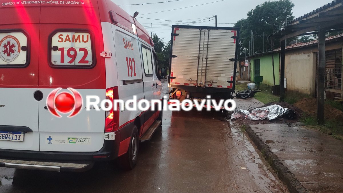 VÍDEO: Motociclista morre após bater na traseira de caminhão parado 